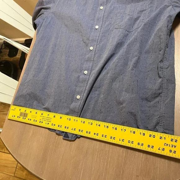 Men’s Untuckit Button Down Shirt Size XXL - Picture 5 of 7